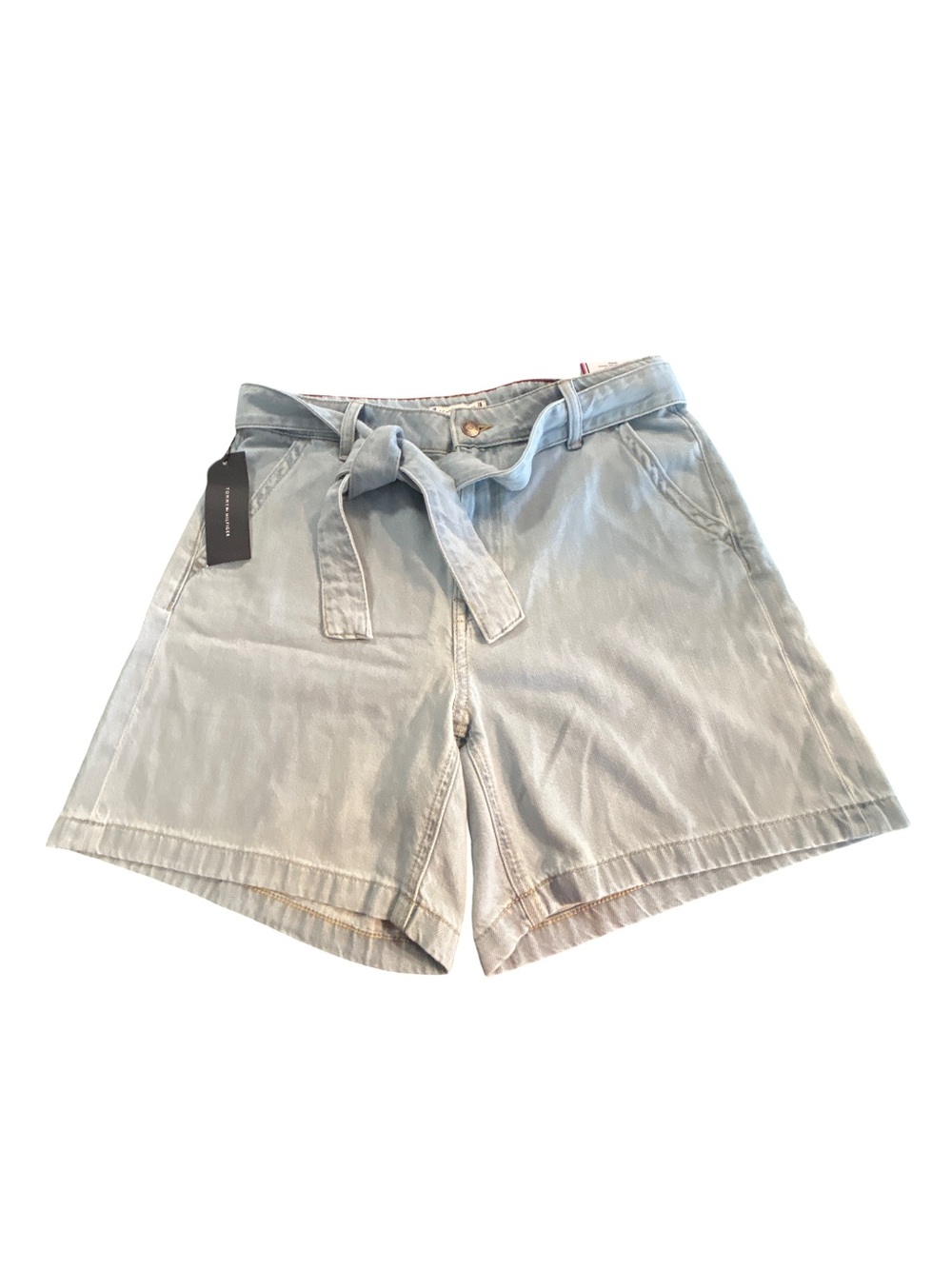 NWT Tommy Hilfiger Preppy Light Wash HighRise Belted Denim Shorts Size 8 Coastal
